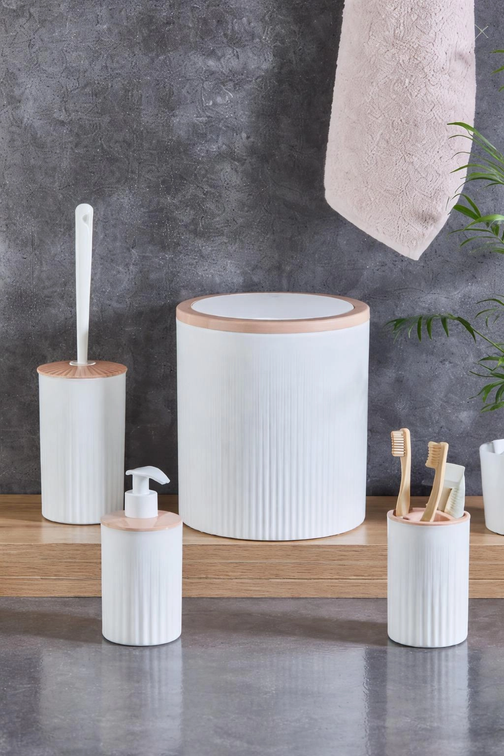 Vichy 4 Parça Banyo Seti Beyaz